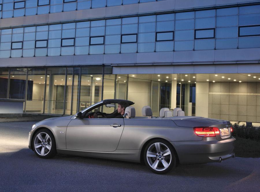 BMW 3-Series Convertible 2007 года  (фото 209 из 239)